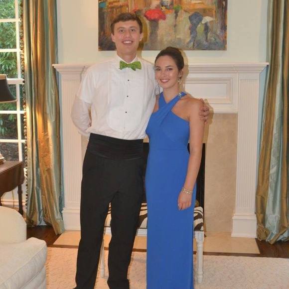 Meet your Posher, Madison - Picture 1 of 1